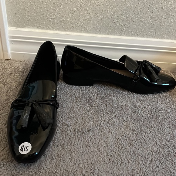 Shoes - Picture 10 of 16